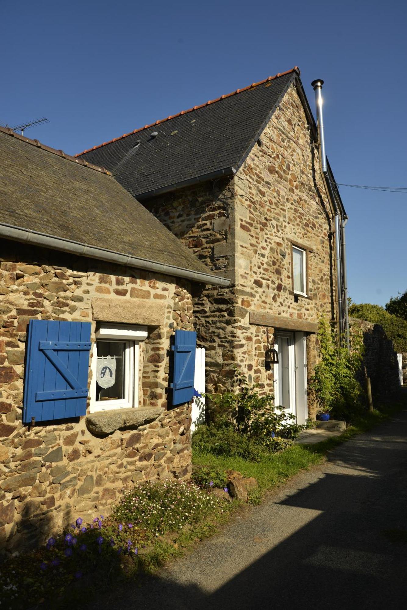 Maisonnette Et Gite Proches De La Mer Plouha Exterior photo